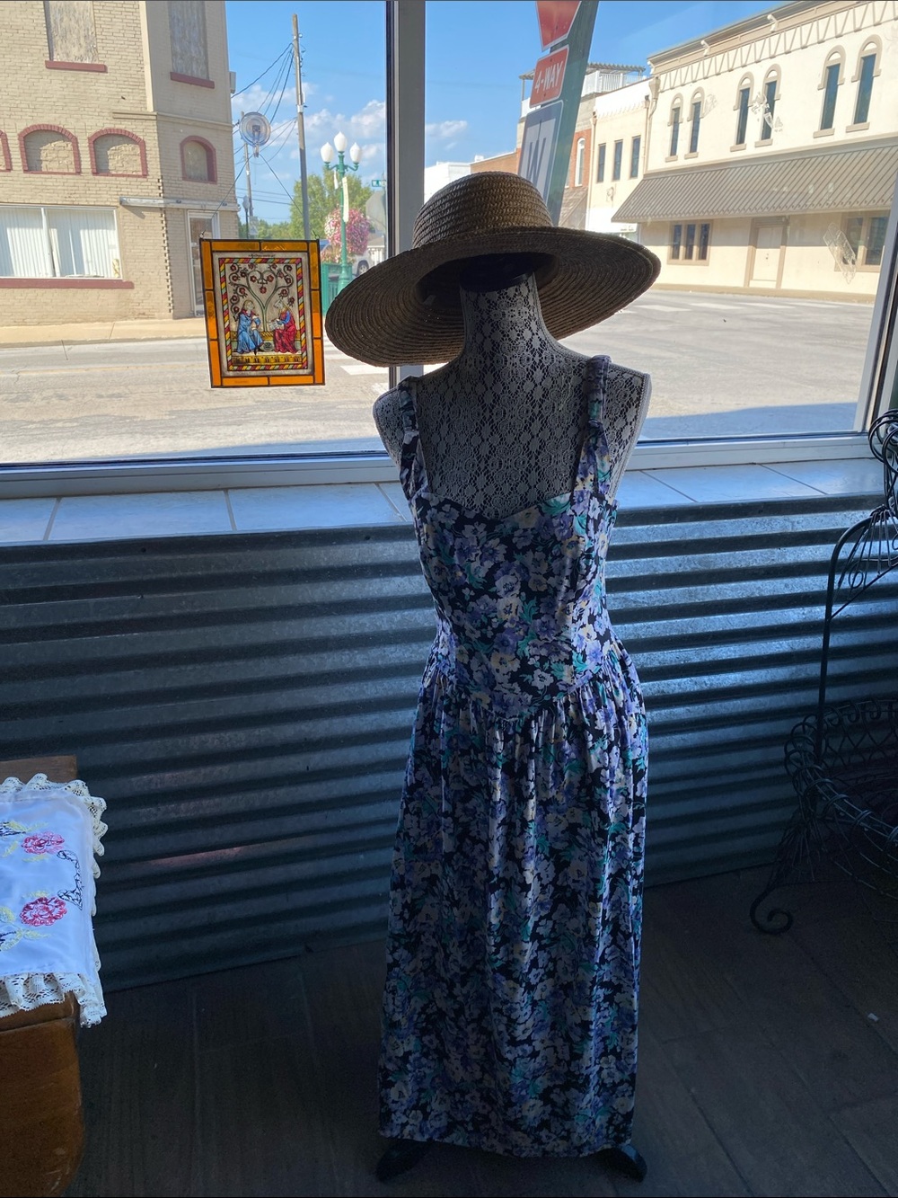 Vintage Laura Ashley floral Print Sleeveless Maxi Dress - Black & Purple